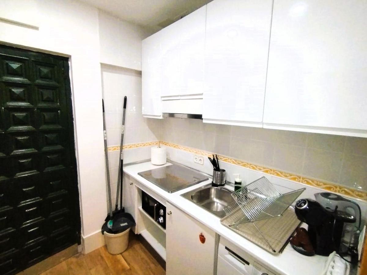 Puerta Del Sol - Apartamento Para 6 マドリード エクステリア 写真